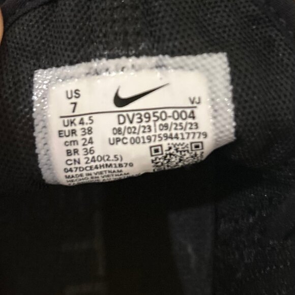 Nike Free Metcon 5 Women's TrainingShoes (DV3950-004, Black/Anthracite) Size 7.0 - Picture 4 of 6